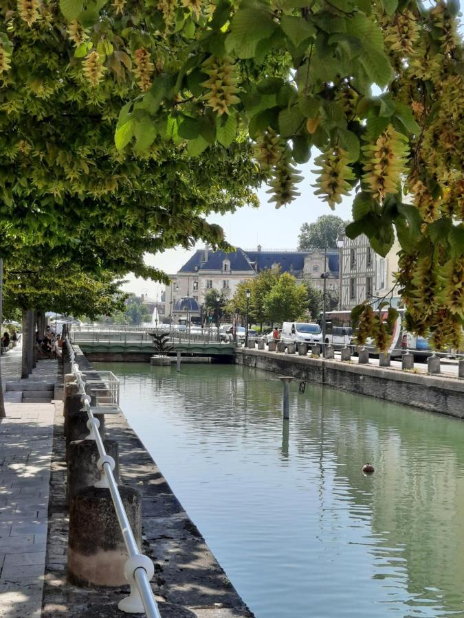 Appartement 70M² 3 Chambres Avec 3 Lits 2 Places Troyes Kültér fotó